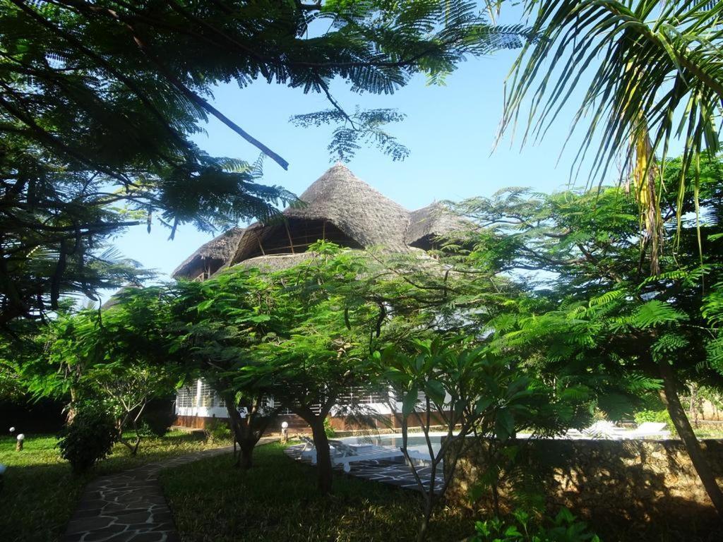 Watamu, Nestled Between Pristine Beaches And Lush Tropical Forest Hotel Exterior foto